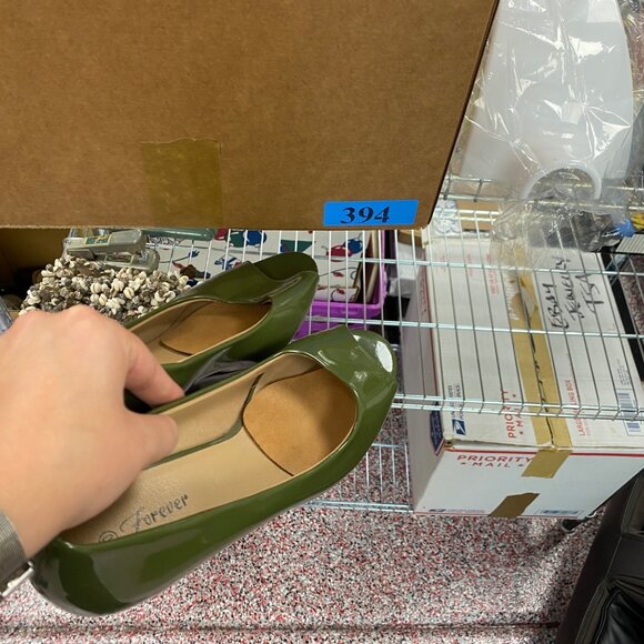 Forever Womens Olive Green Peep Toe Wedge Office Work Slip-On 2.5" Heel Size 10 - Picture 12 of 12